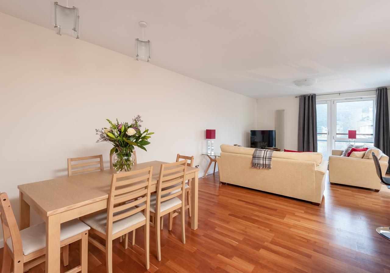 The Holyrood Park Residence Эдинбург Экстерьер фото