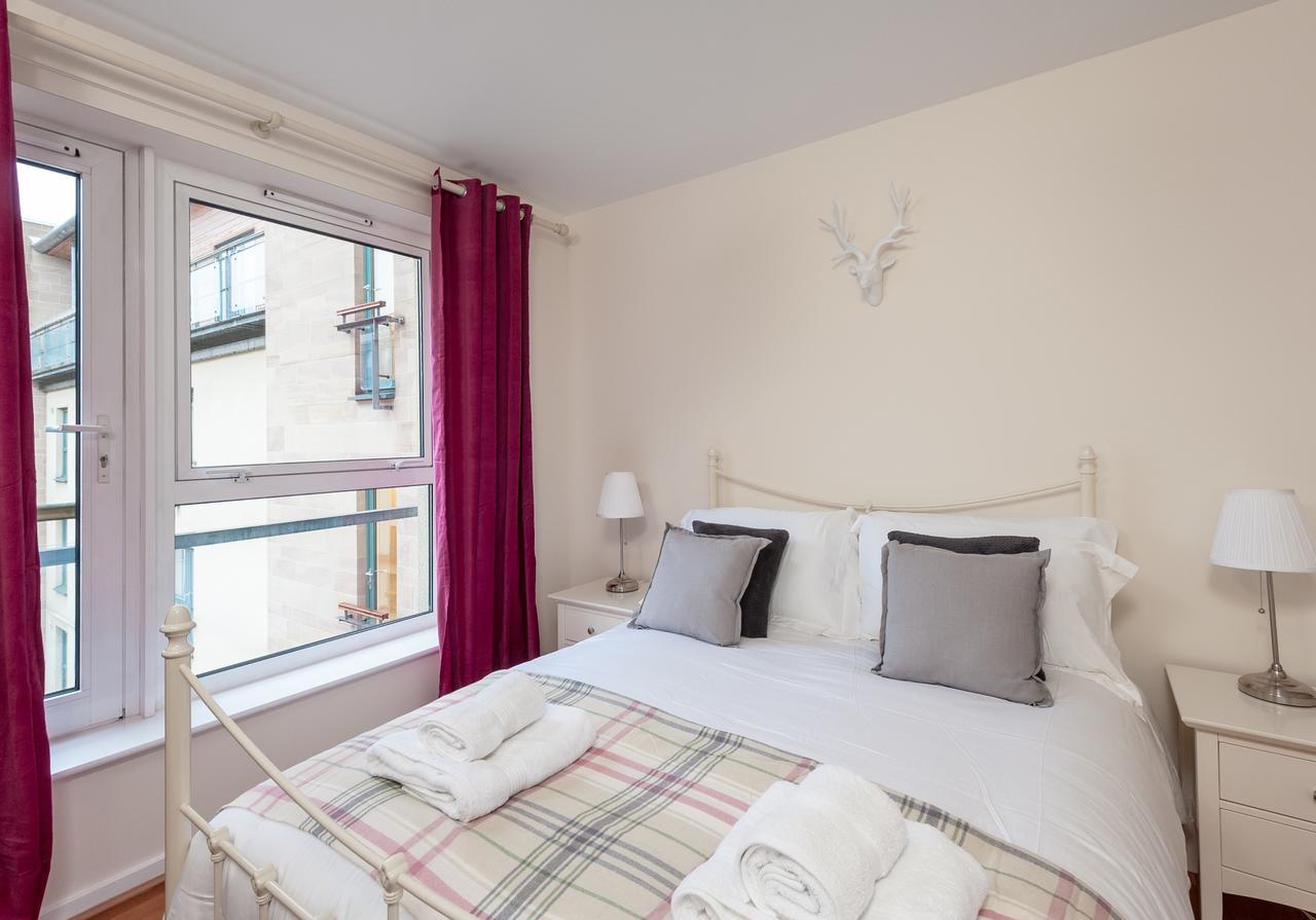 The Holyrood Park Residence Эдинбург Экстерьер фото