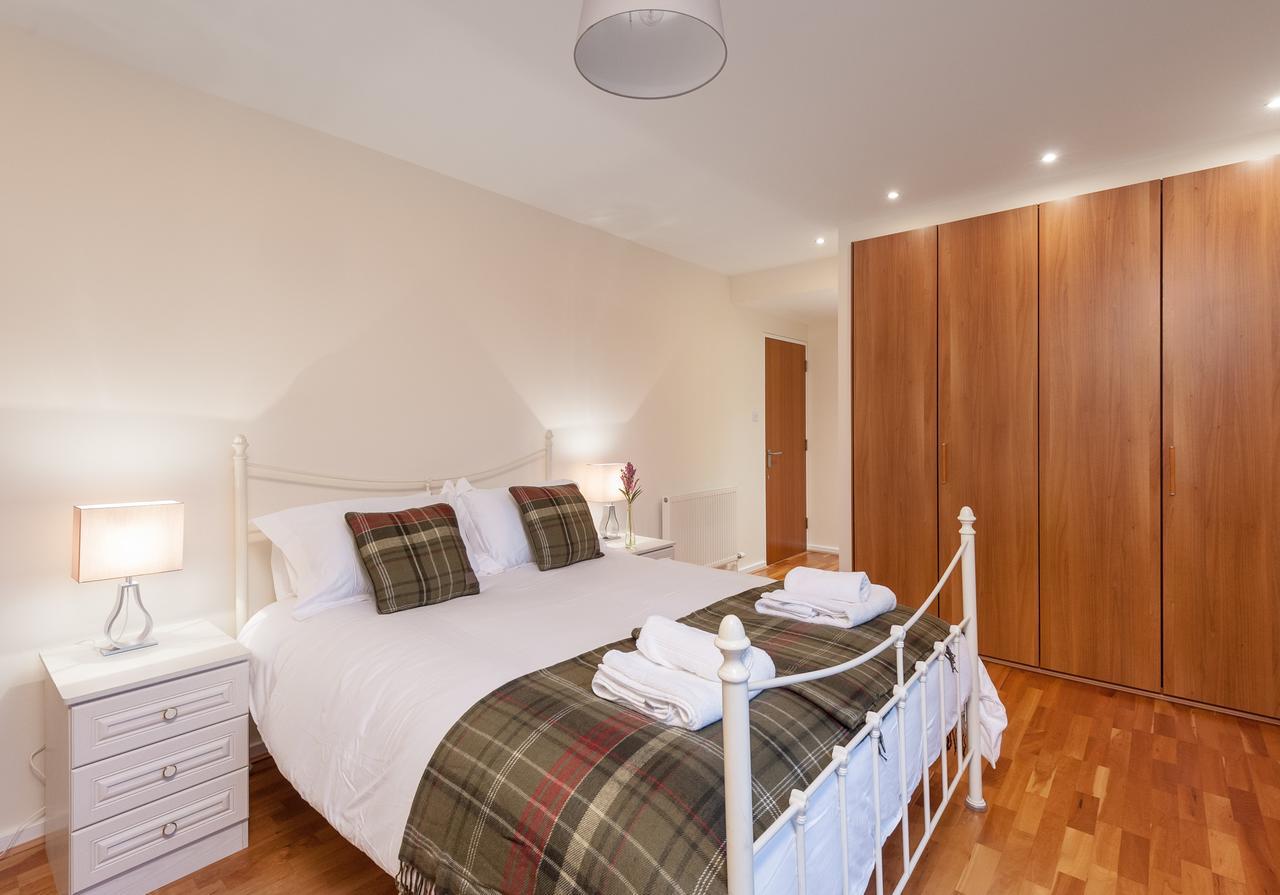 The Holyrood Park Residence Эдинбург Экстерьер фото